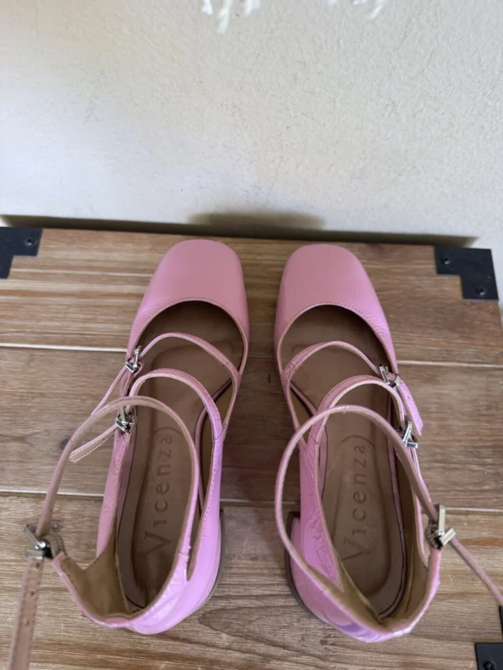 Anthropologie Vincenza Pink Patent Leather Triple Strap Mary Jane Block Heels 6